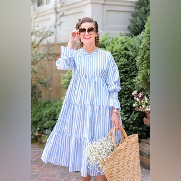 Dainty Jewells Elegant Blue and White Dress - Picture 1 of 3